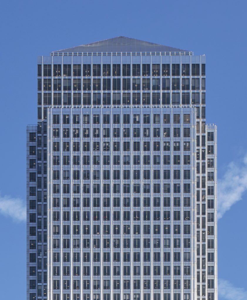One Canada Square – by Pelli & Associates